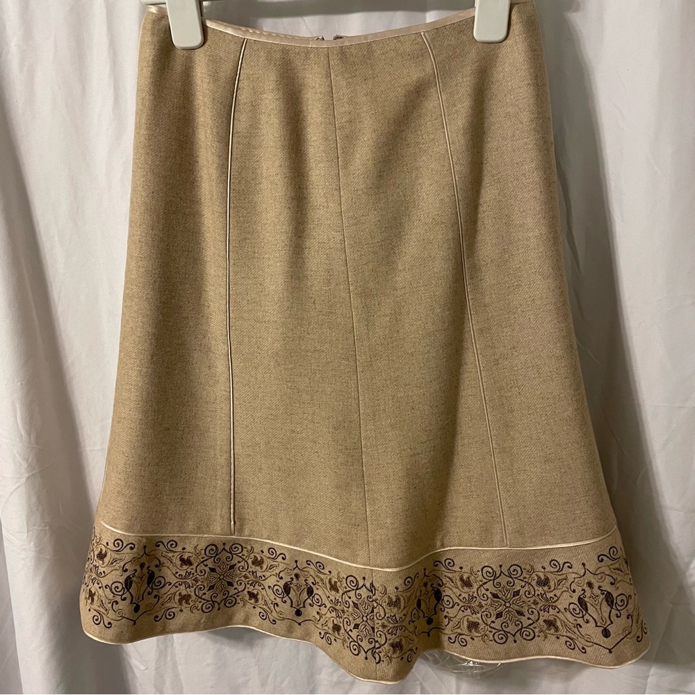 AnnTaylor A-line wool skirt tan with Brown embroidery, size 4